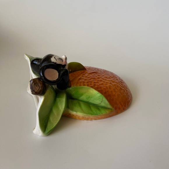 Vintage Mouse and Orange Ceramic ENESCO Wall Pocket, RARE - Picture 6 of 16